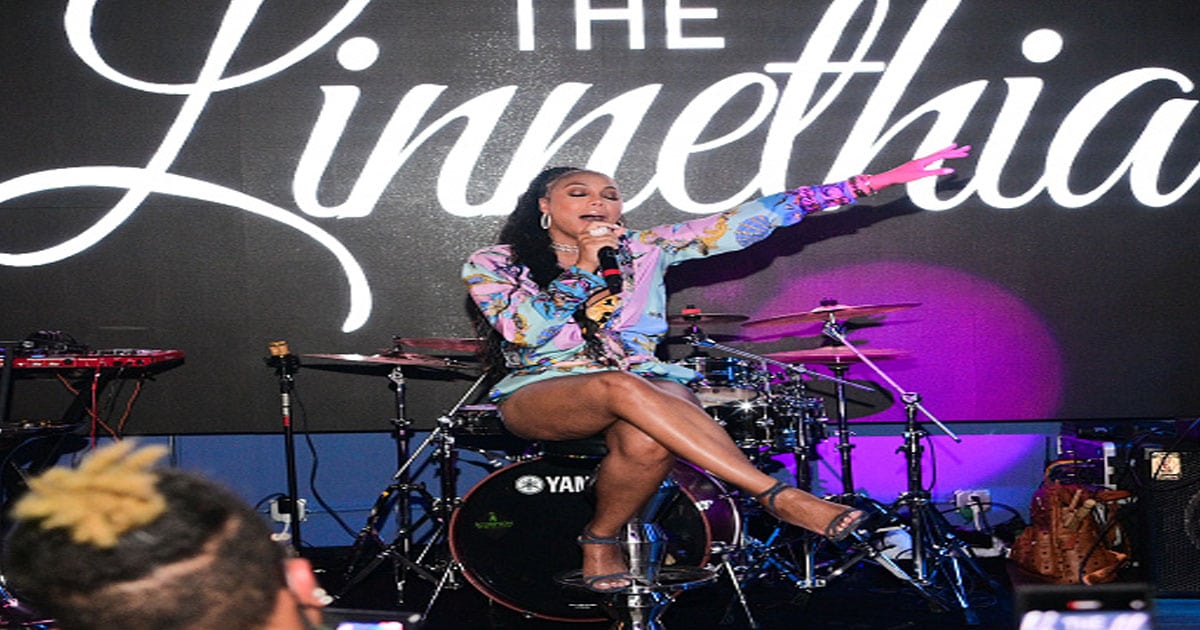 Tamar Braxton performs at The Linnethia Lounge Grand Opening